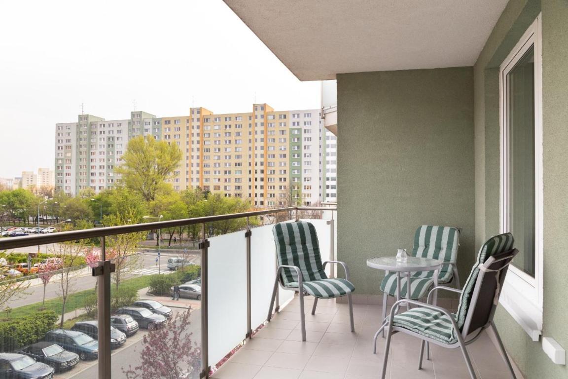 Great Tourist And Business Apartment Near Center บราติสลาวา ภายนอก รูปภาพ