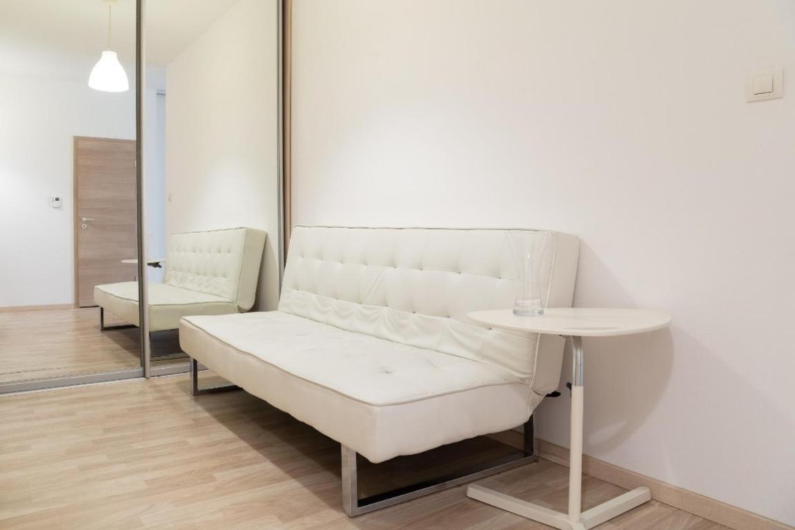 Great Tourist And Business Apartment Near Center บราติสลาวา ภายนอก รูปภาพ