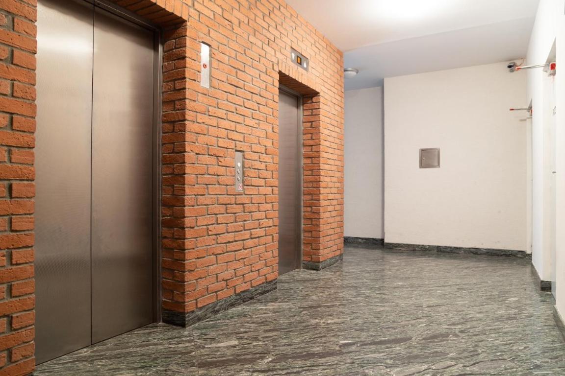 Great Tourist And Business Apartment Near Center บราติสลาวา ภายนอก รูปภาพ